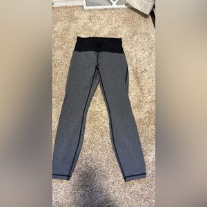 Gray Lululemon legging’s